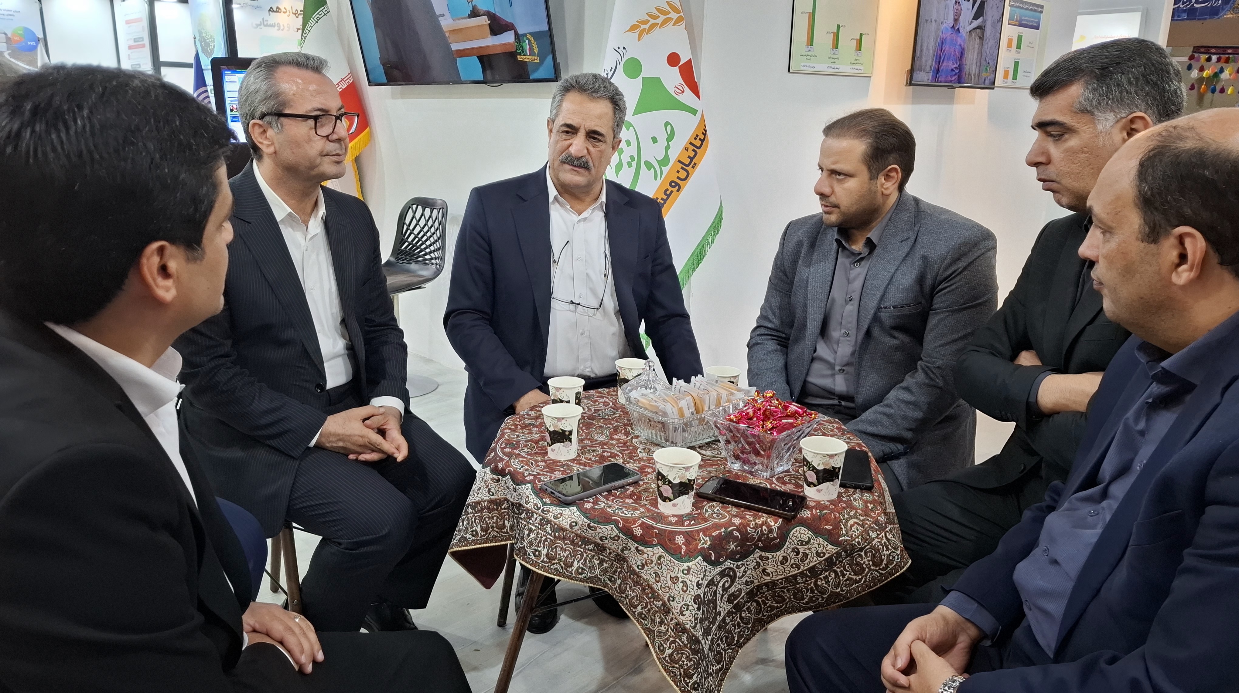 افزایش ضریب نفوذ بیمه اجتماعی اولویت حمایت از عشایر است