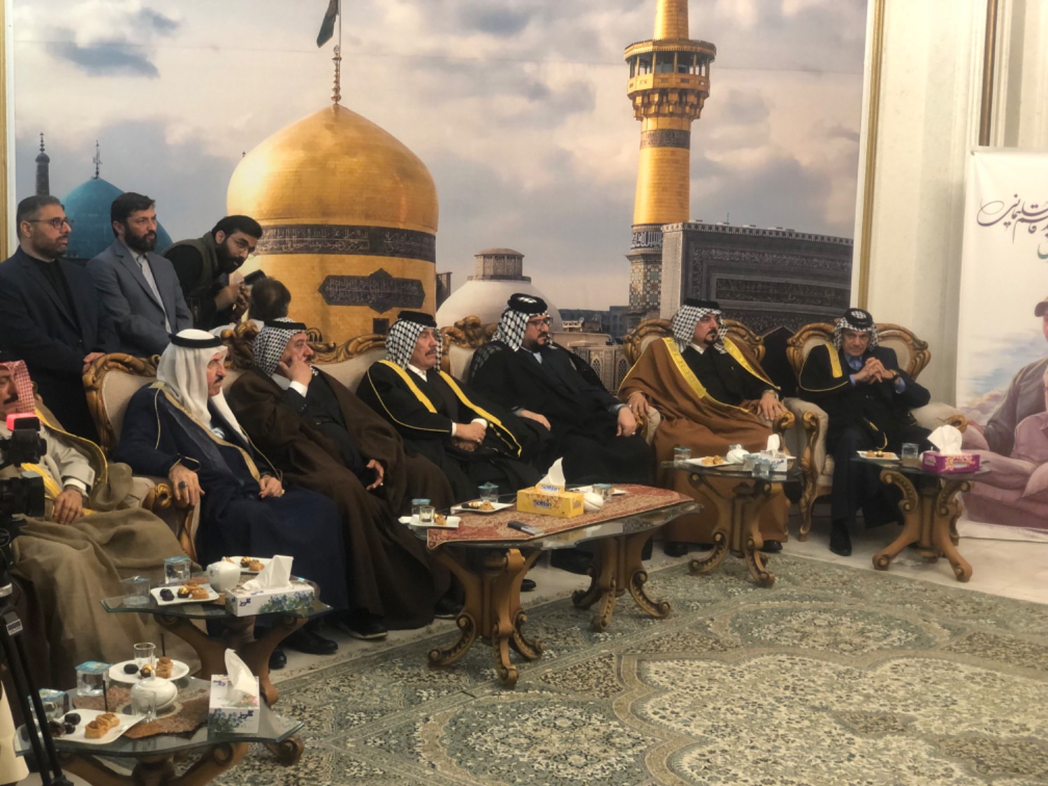 استقبال از شیوخ عشایر عراق در مشهد برای قدردانی از وفاداری آنان