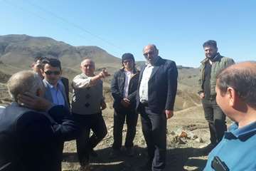 شن‌ریزی ۱۰ کیلومتر از راه‌های قشلاقات پیرامونی قورت‌تپه مشگین‌شهر